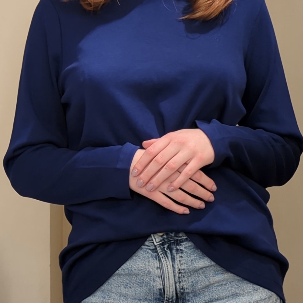 blue long sleeve shirt